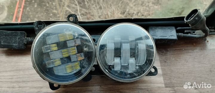Продам LED противотуманки от гранты fl