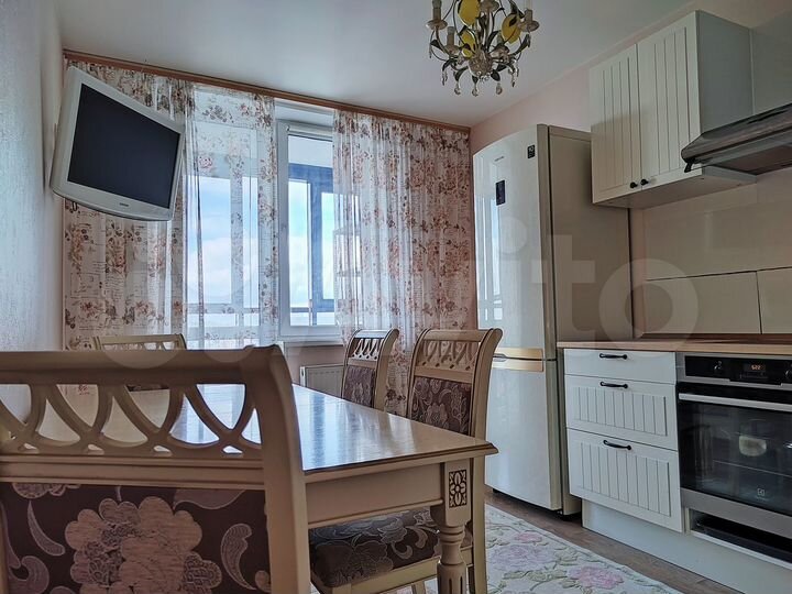 2-к. квартира, 58 м², 25/25 эт.