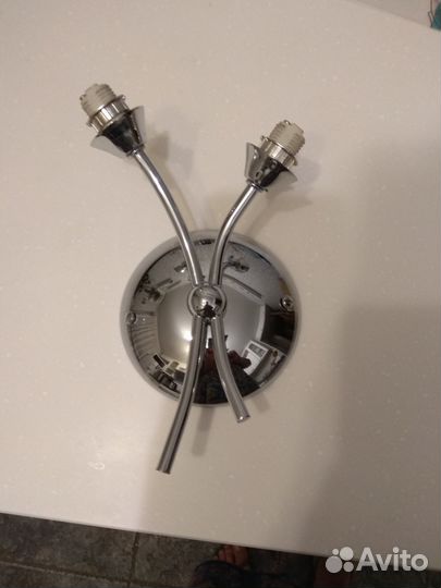 Настенный светильник новый без плафонов