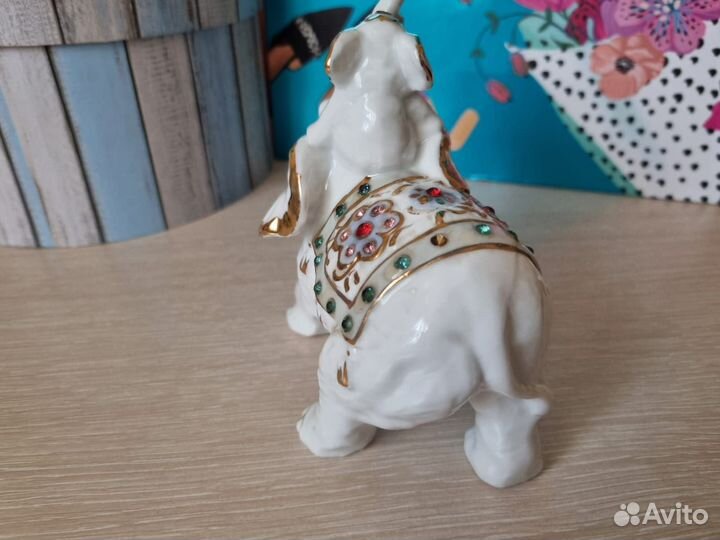 Сувенир интерьерный статуэтка Белый слон