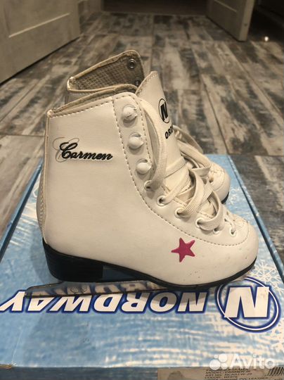 Фигурные коньки Nordway