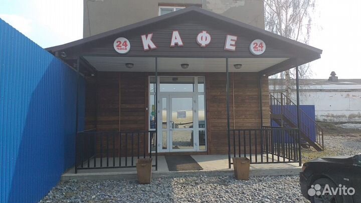 Повар в кафе