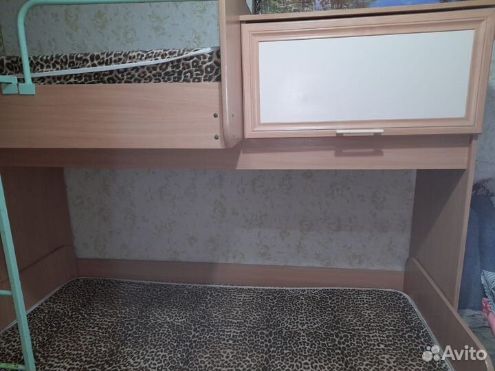 Двухъярусная кровать бу