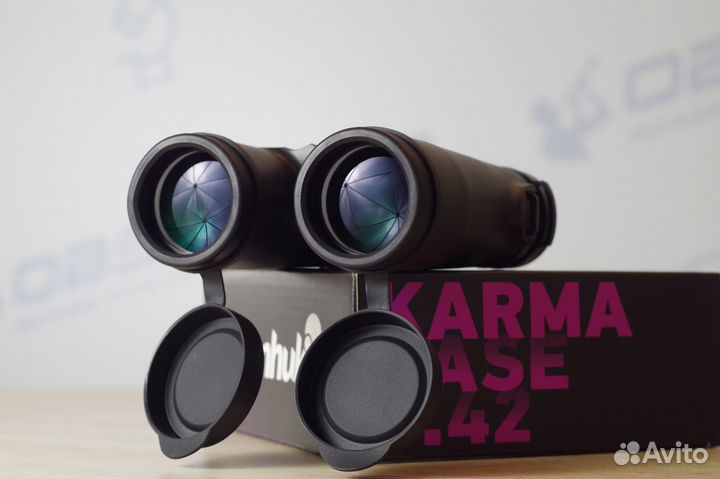 Бинокль Levenhuk Kаrmа ваsе 8x42