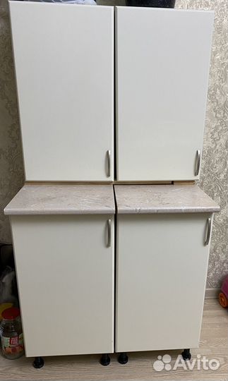 Шкаф