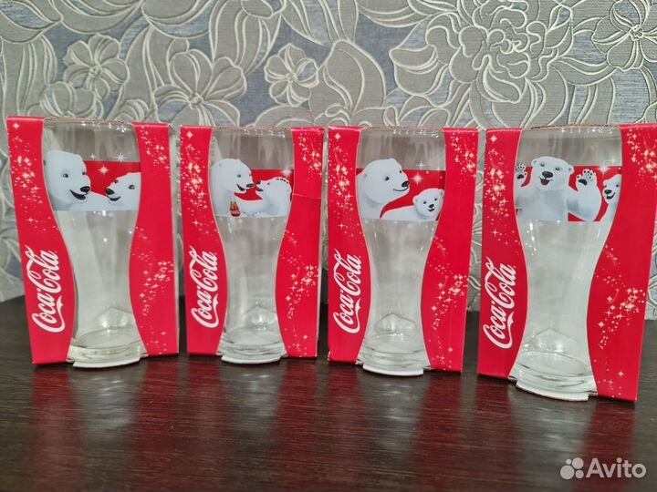 Бокалы кока кола