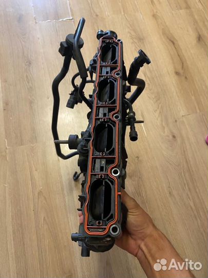 Впускной коллектор