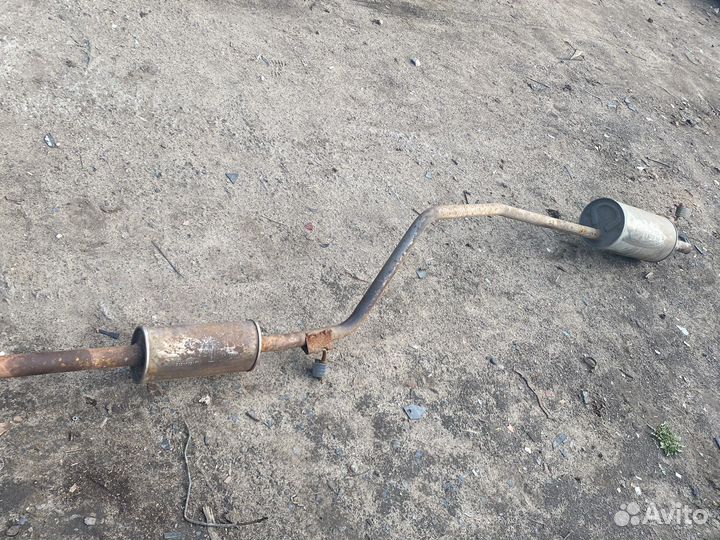 Ларгус резонатор с глушителем и катализатором