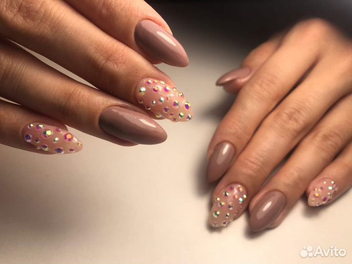 Комбинированный маникюр, педикюр