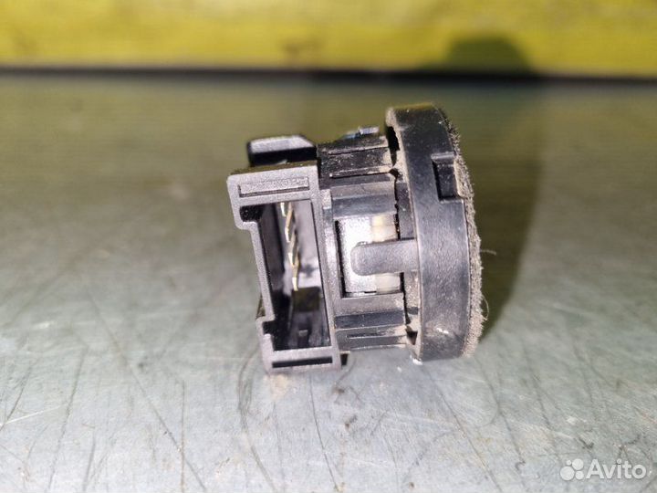 Динамик высокочастотный передний Toyota Auris E150