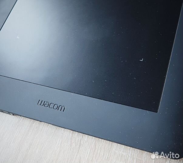 Графический планшет Wacom Intuos Pro