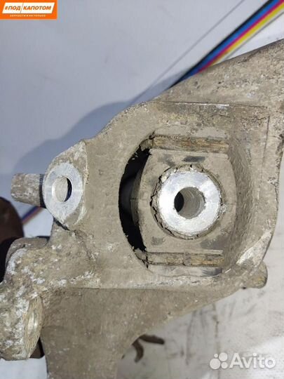 Кулак задний левый Audi A4 B8/8K 2008 8K0505435R