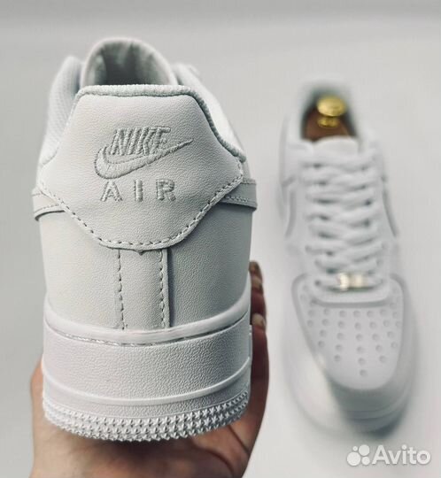 Kроссовки мужcкиe Nike Air Force 1 Low