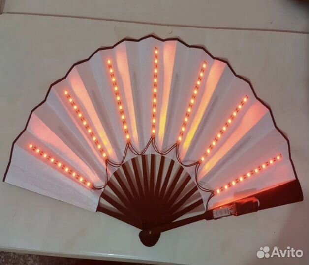 Костюм в восточном стиле. Светящийся веер. Аренда