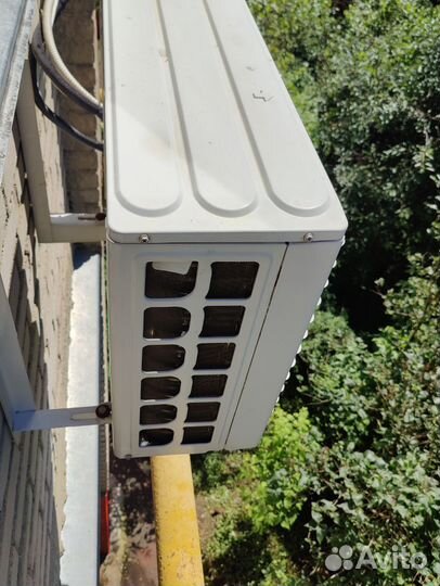 Сплит-система кондиционер Roda RS-A12F/RU-A12F