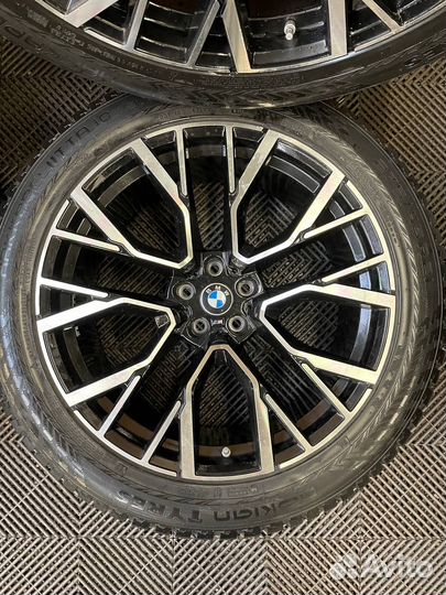 Колеса в сборе BMW X7 (G07) 275/45R21 315/40R21