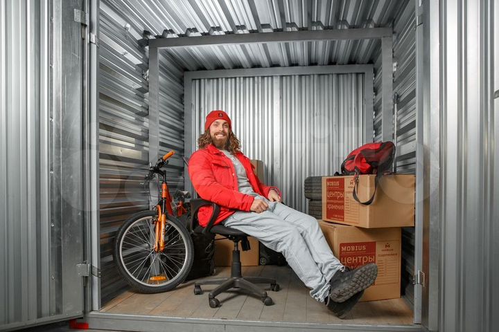 Аренда контейнера для хранения вещей с балкона 6м²