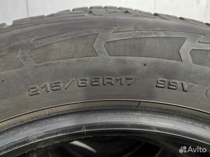 Goodyear UltraGrip Performance+ SUV 215/65 R17 99V