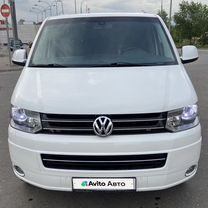 Volkswagen Multivan 2.0 AMT, 2010, 210 102 км, с пробегом, цена 2 650 000 руб.