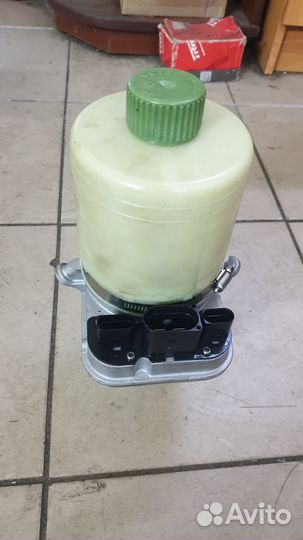 Электро-гидроусилитель руля Шкода Фабиа