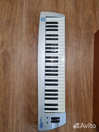 Midi клавиатура 49