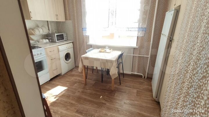 2-к. квартира, 50 м², 4/4 эт.