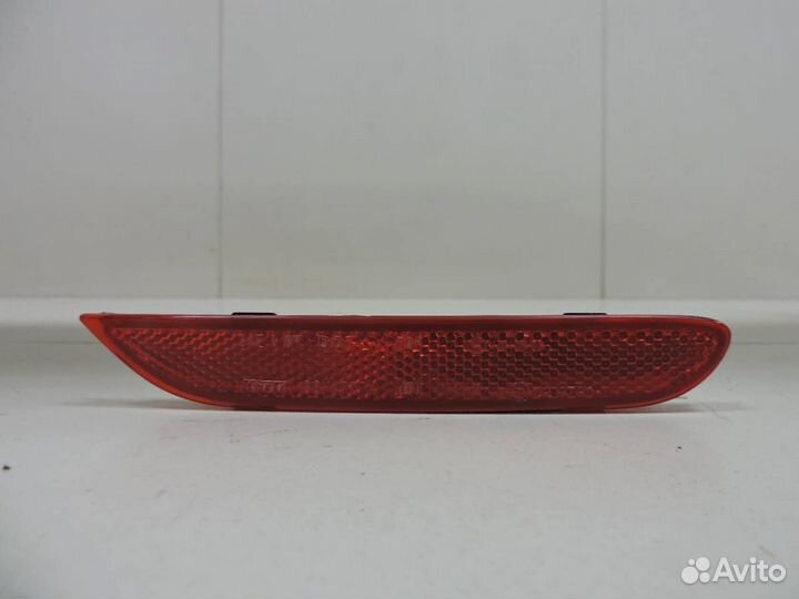 Отражатель в бампер задний правый Nissan X-Trail 3