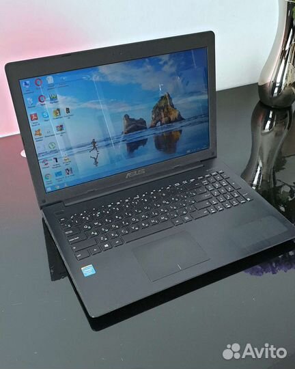 Ноутбук asus