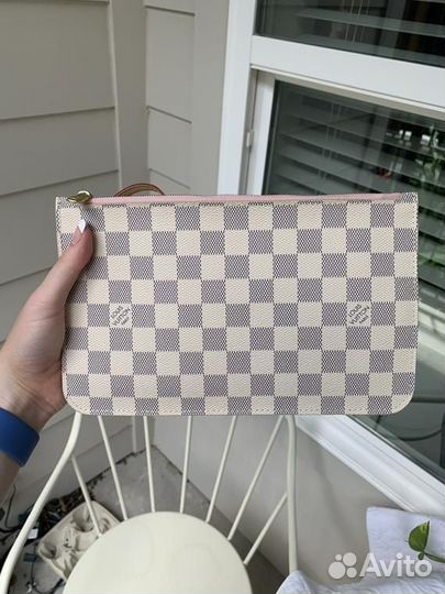 Louis vuitton pochette клатч