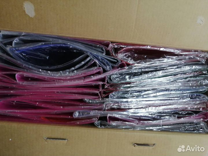 Папки разные, уголки