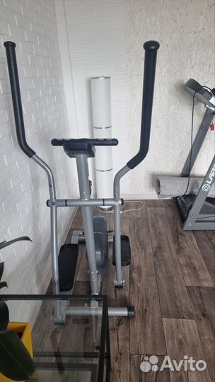 Эллиптический тренажер