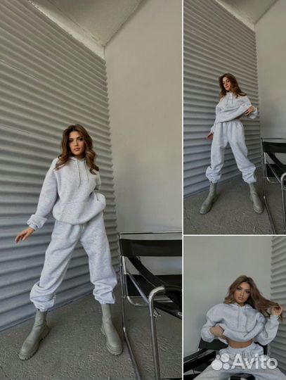 Спортивный костюм женский