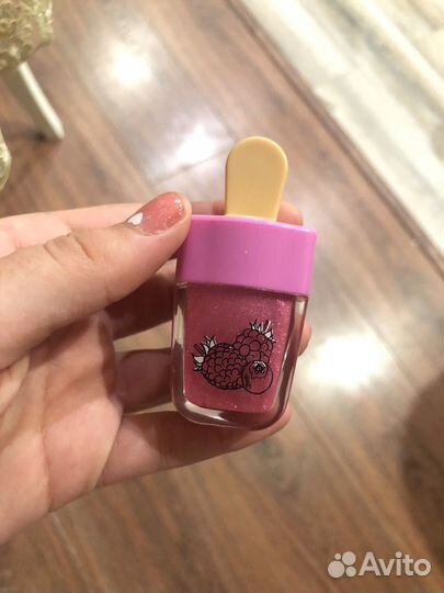 Блеск для губ dolce milk