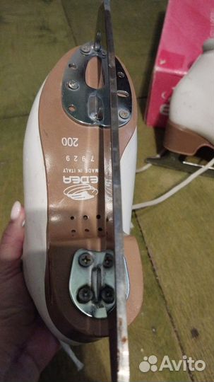 Фигурные коньки edea