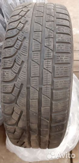 Pirelli Winter Sottozero 210 Serie II 225/60 R17 99H