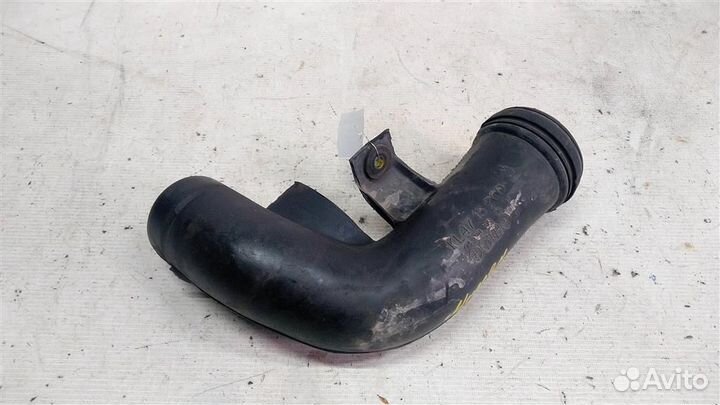 Патрубок дроссельной заслонки Mazda Millenia 00-0