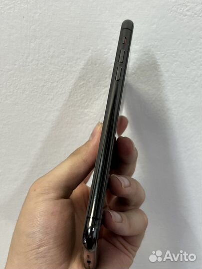 Телефон Apple iPhone 11 Pro Max