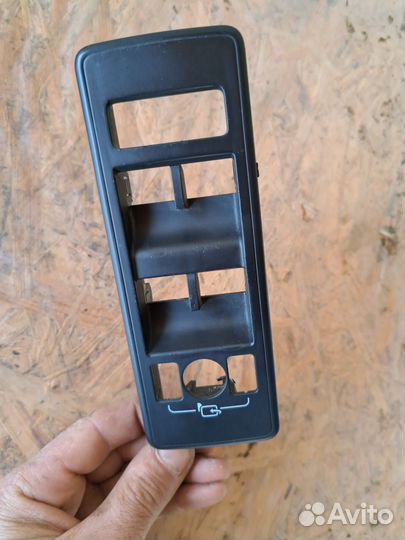 Накладка обшивки Range Rover Sport l494