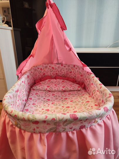 Кроватка для куклы, с балдахином и коляска