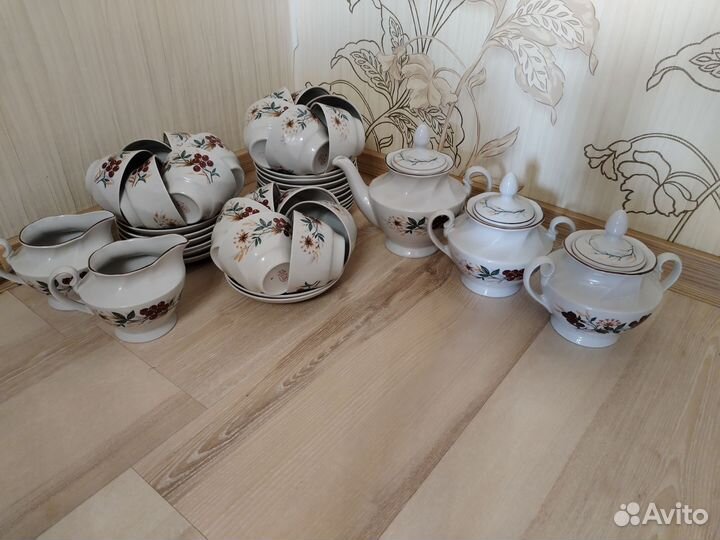 Два чайных сервиза СССР Рига на 12 и 6 персон