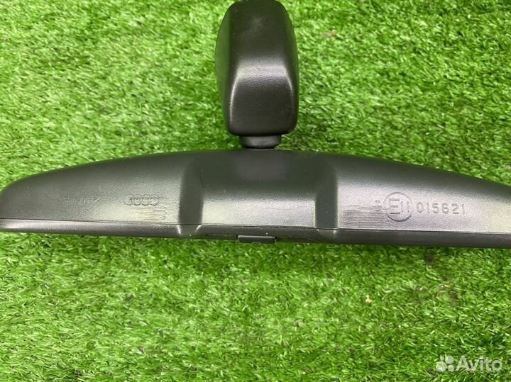 Зеркало заднего вида Audi A4 B6 8E 6811