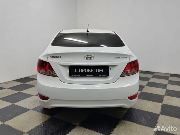 Hyundai Solaris 1.6 AT, 2011, 238 000 км