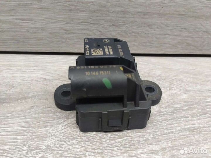 Реле свечей накала Mercedes C W204