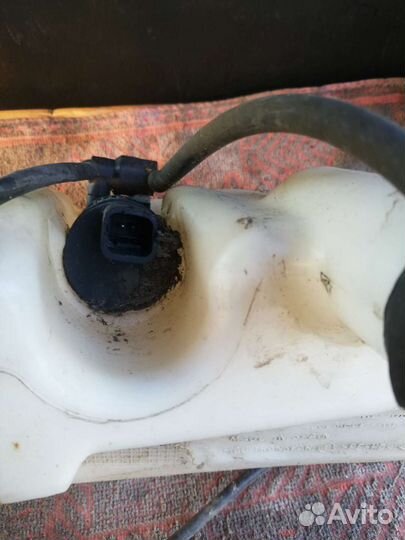 Бачок стеклоомывателя Рено Клио 2