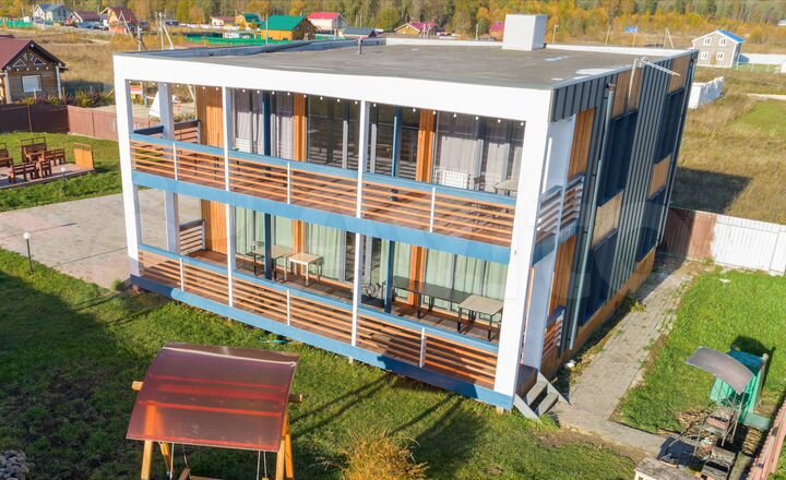 Коттедж 300 м² на участке 15 сот.