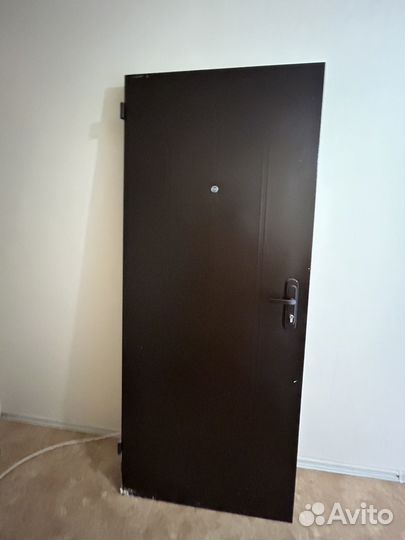 Дверь входная