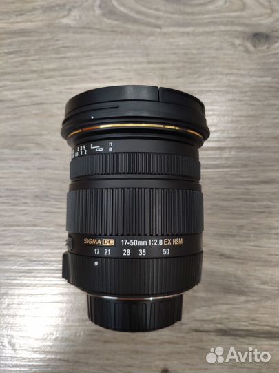 Sigma 17-50mm f/2.8 EX DC OS HSM Nikon F