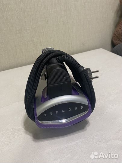 Утюг redmond
