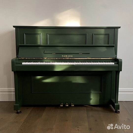 Акустическое пианино Yamaha + Аксессуары