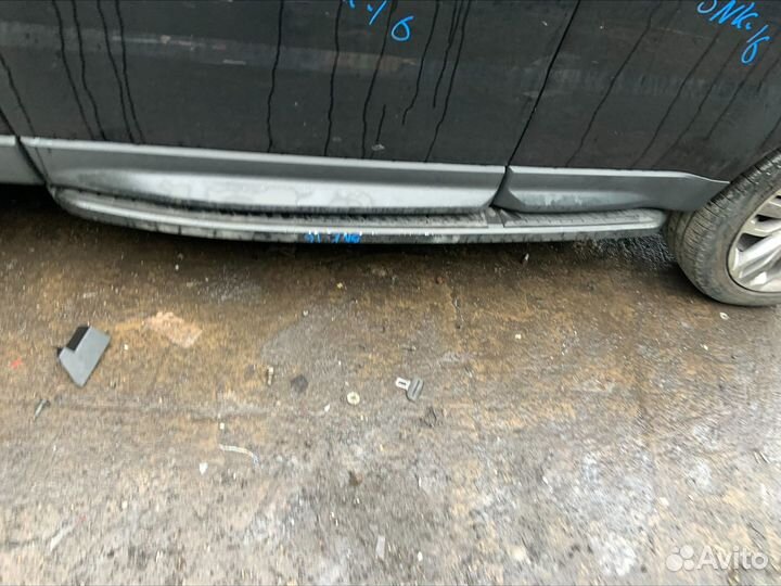 Подножка прав Land Rover Range Rover Sport 2007